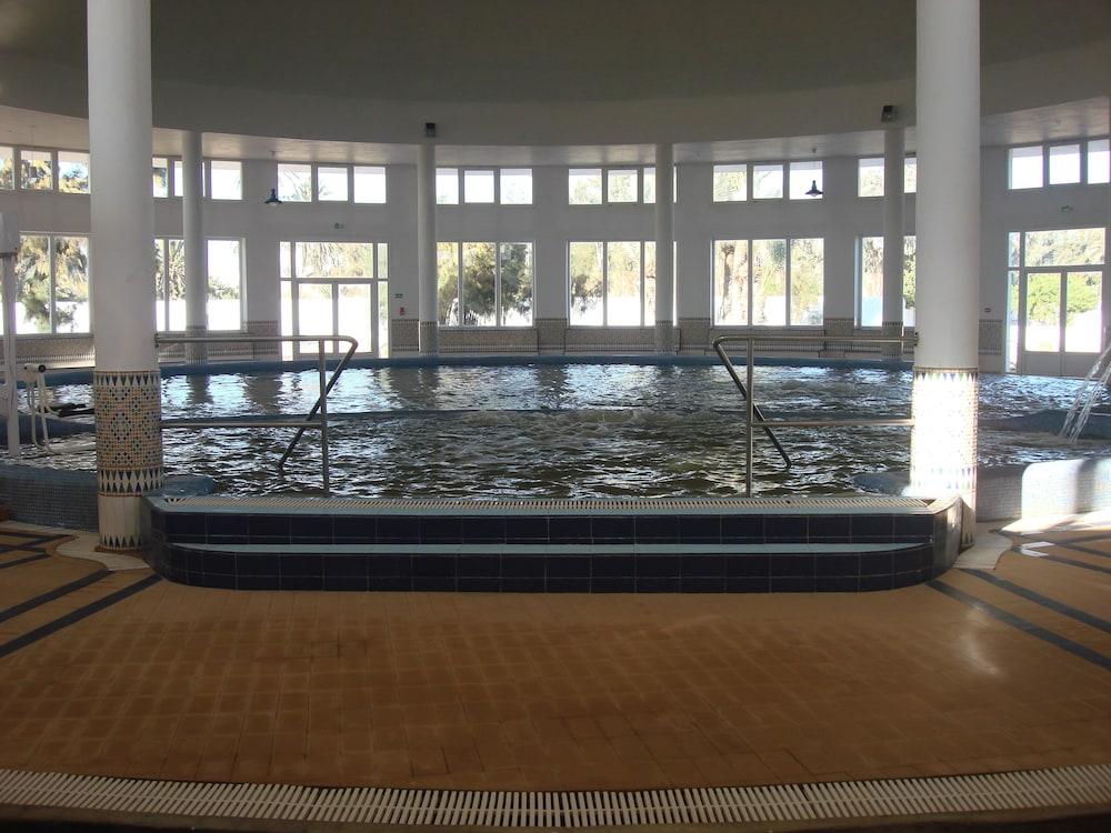 Le Grand Hotels Des Thermes Mezraia Kültér fotó