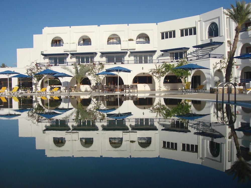 Le Grand Hotels Des Thermes Mezraia Kültér fotó